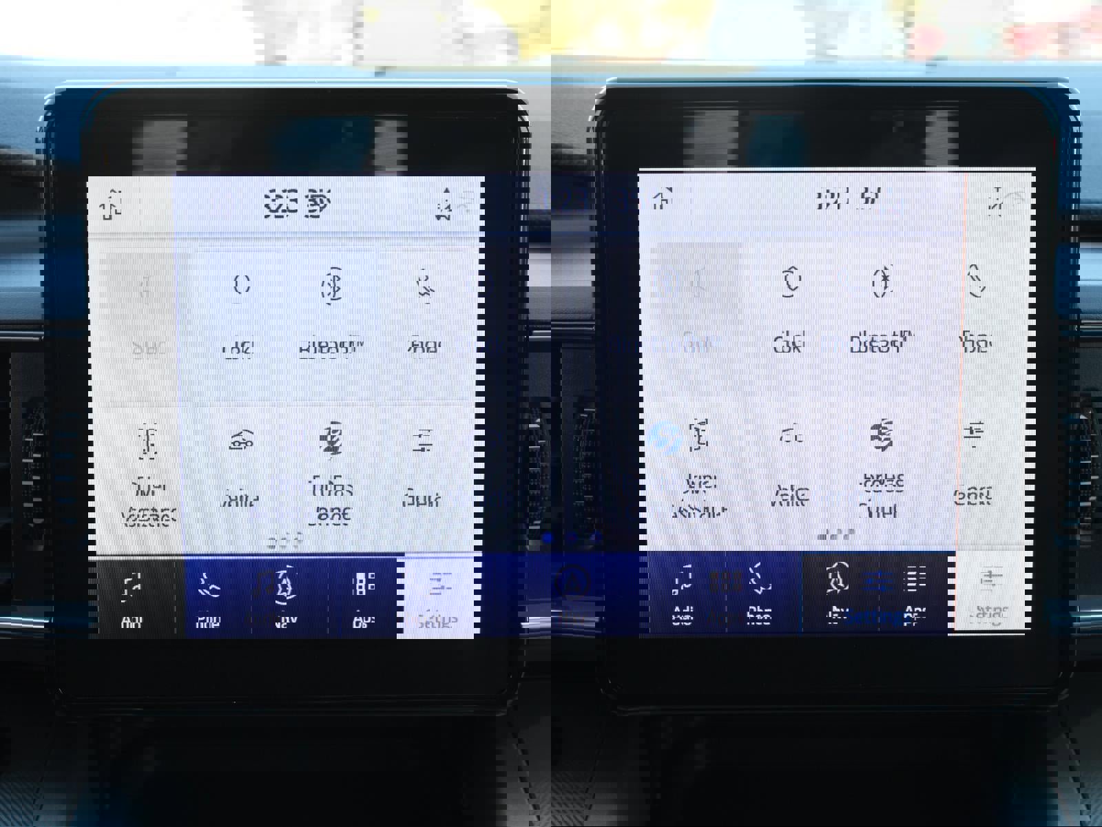 Used 2021 Ford Explorer XLT w/ Equipment Group 202A image 13