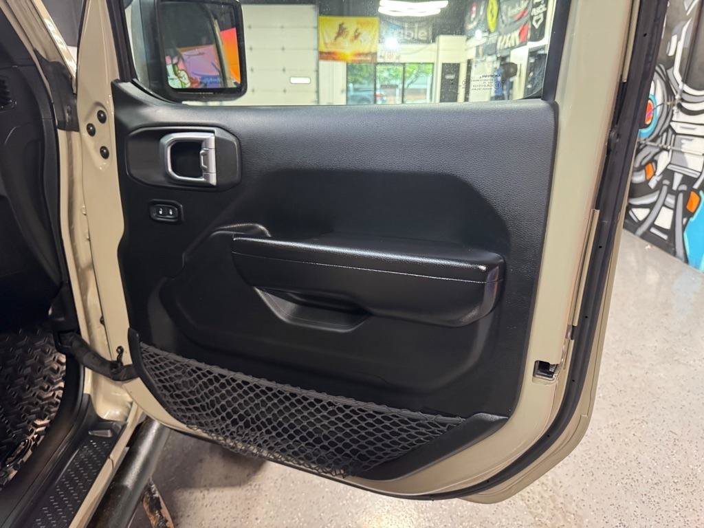 Used 2020 Jeep Gladiator Sport w/ Quick Order Package 24S AWD/4WD image 18