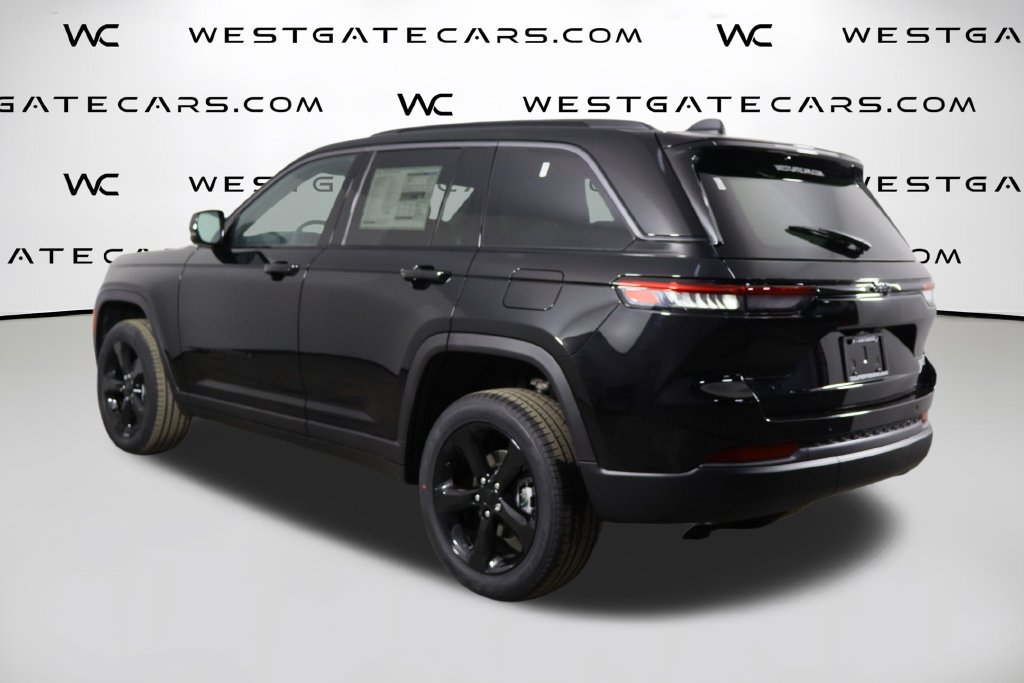 New 2026 Jeep Grand Cherokee Limited w/ Limited Altitude Package AWD/4WD image 47