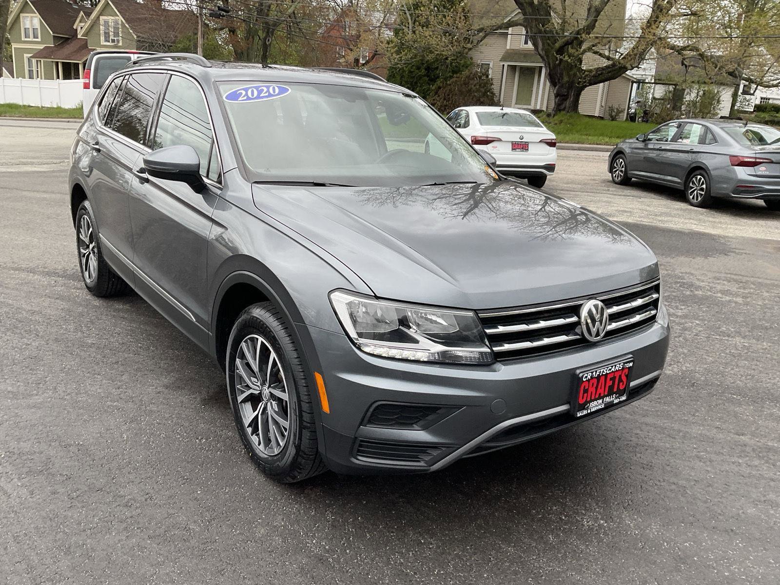 Used 2020 Volkswagen Tiguan SE w/ Panoramic Sunroof Package AWD/4WD image 7