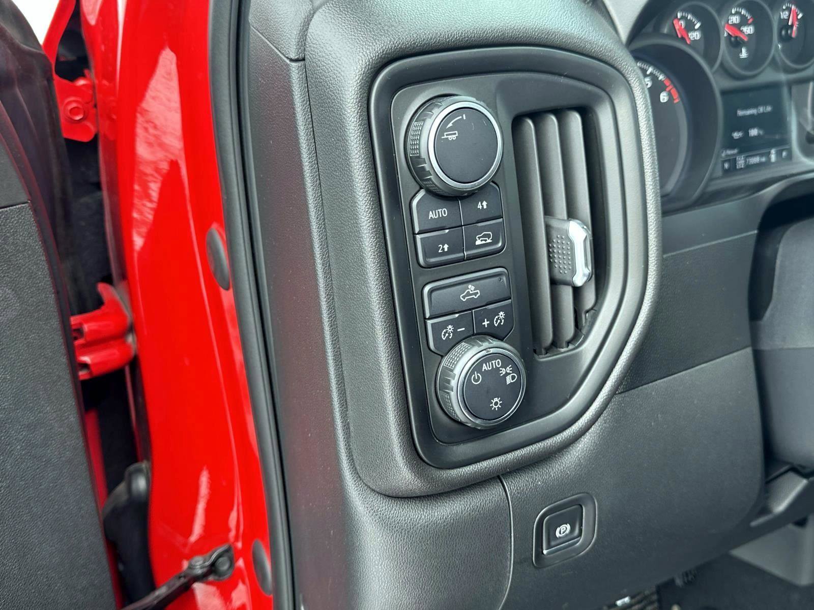 Used 2021 Chevrolet Silverado 1500 Custom w/ LPO, Dark Essentials Package image 18