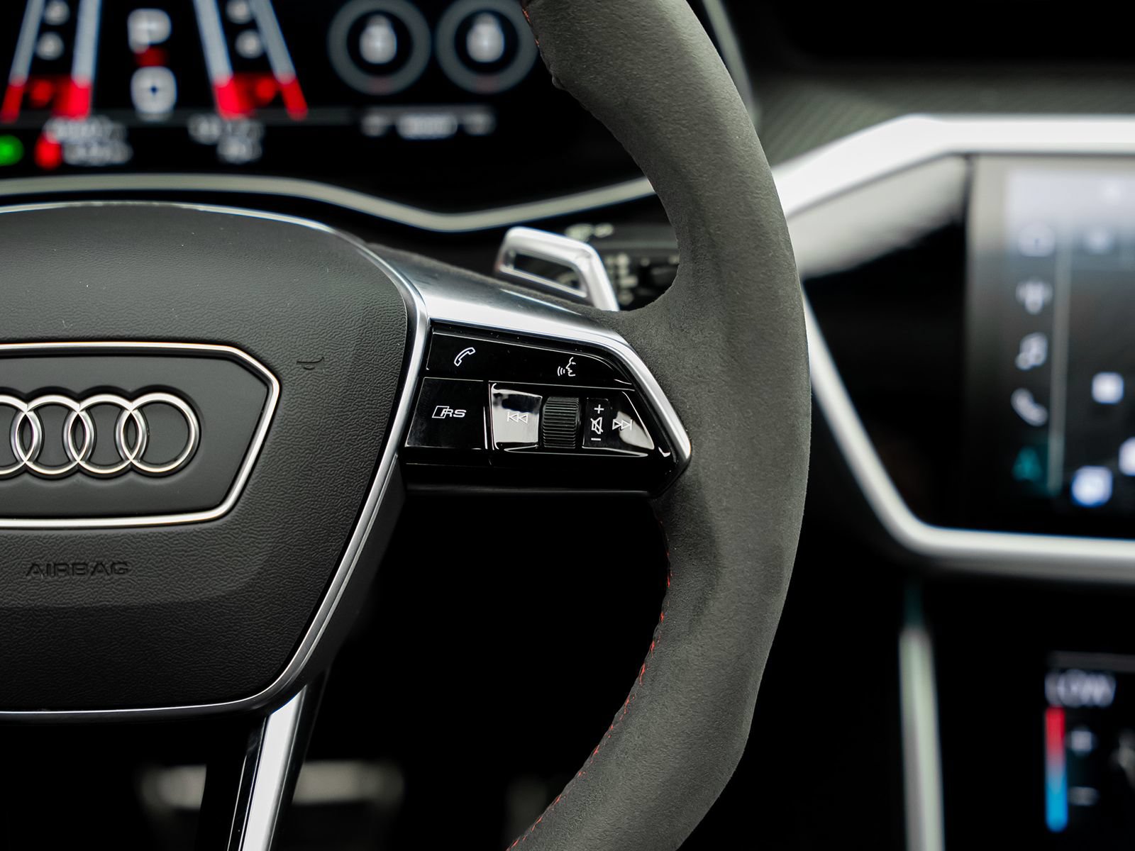 Used 2022 Audi RS 7 Sportback AWD/4WD image 47