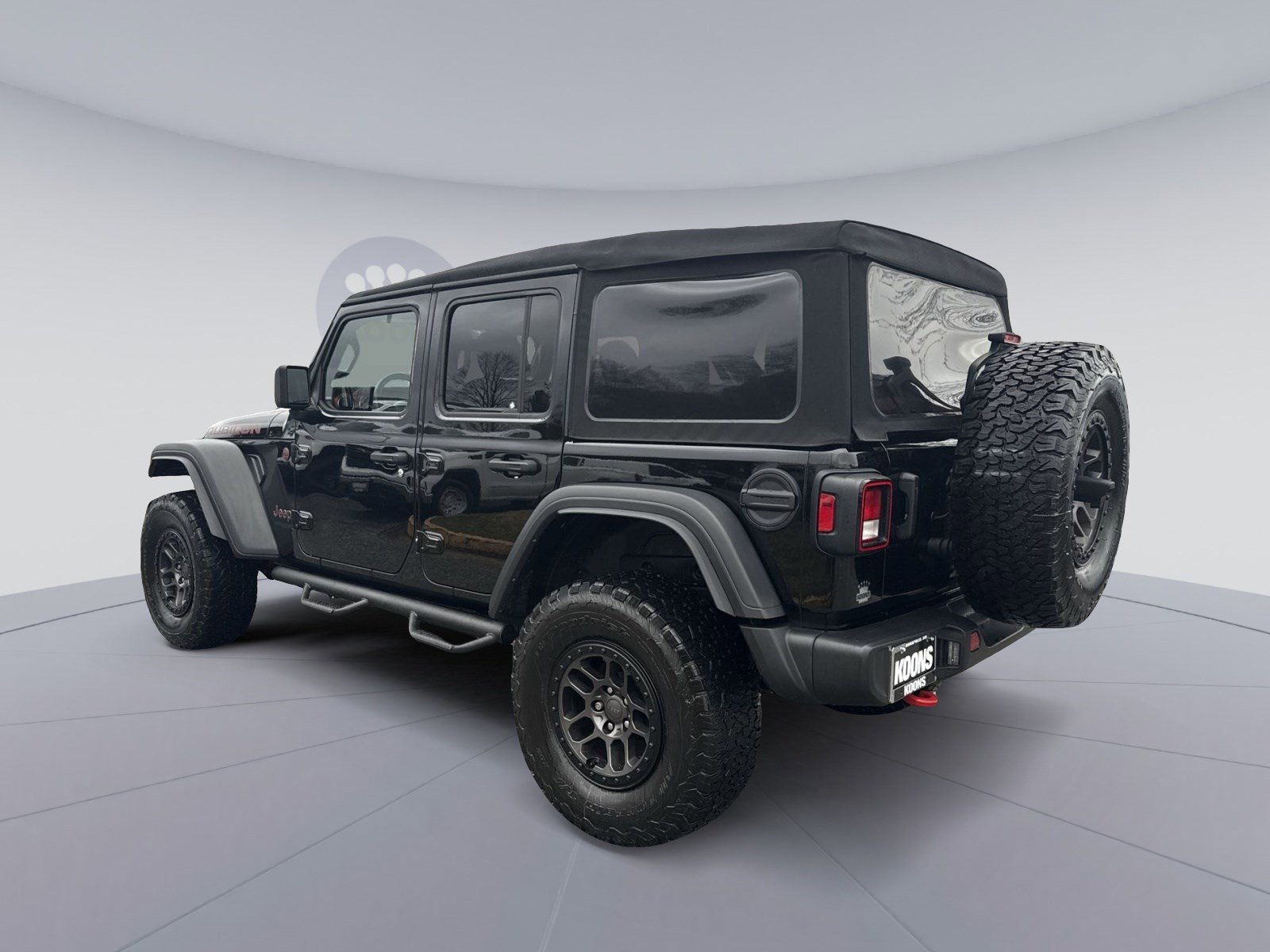 Used 2022 Jeep Wrangler Unlimited Rubicon w/ Xtreme Recon 35" Tire Package image 4