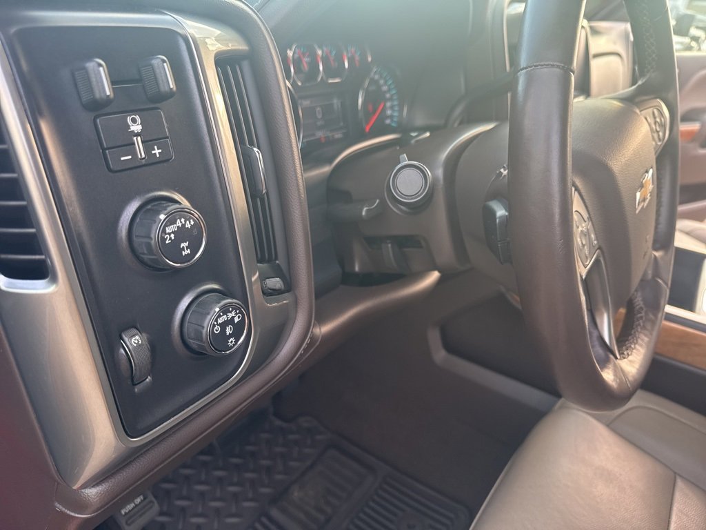 Used 2018 Chevrolet Silverado 1500 LTZ w/ Sport Package image 12