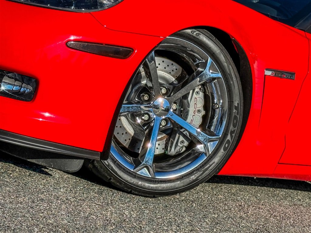 Used 2011 Chevrolet Corvette Grand Sport w/ Preferred Equipment Group RWD image 9