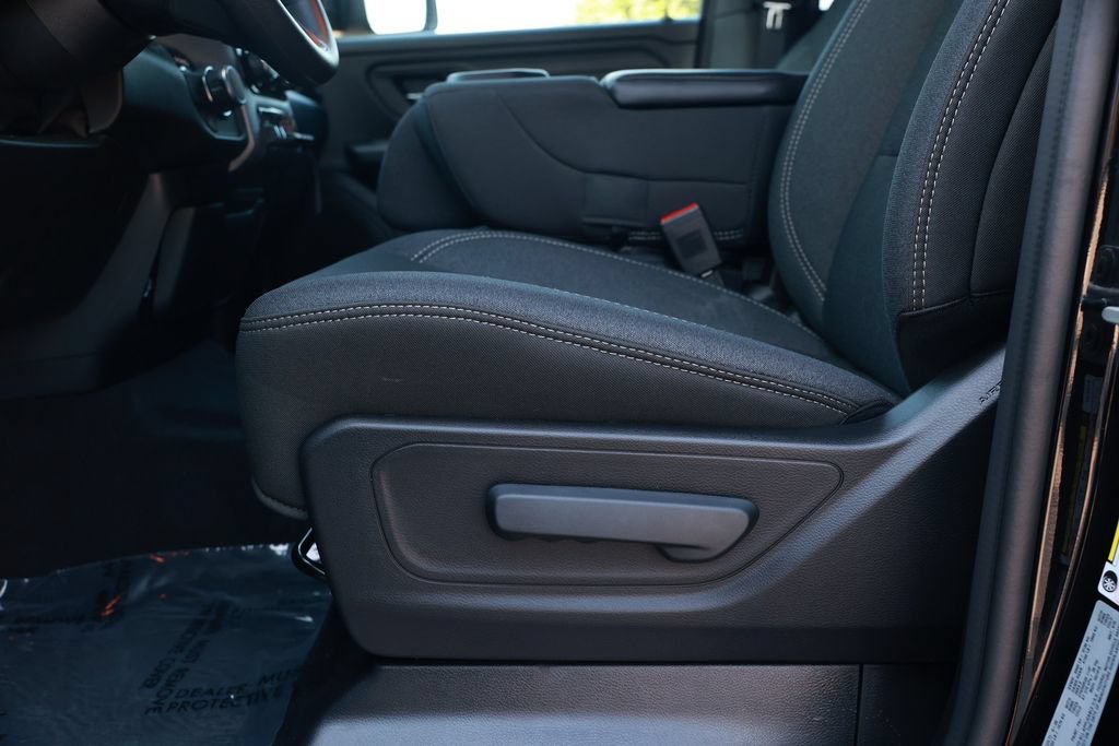 New 2026 RAM 1500 Express RWD image 16
