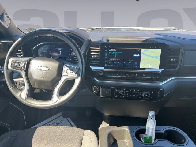 Used 2025 Chevrolet Silverado 2500 LT w/ Convenience Package image 12