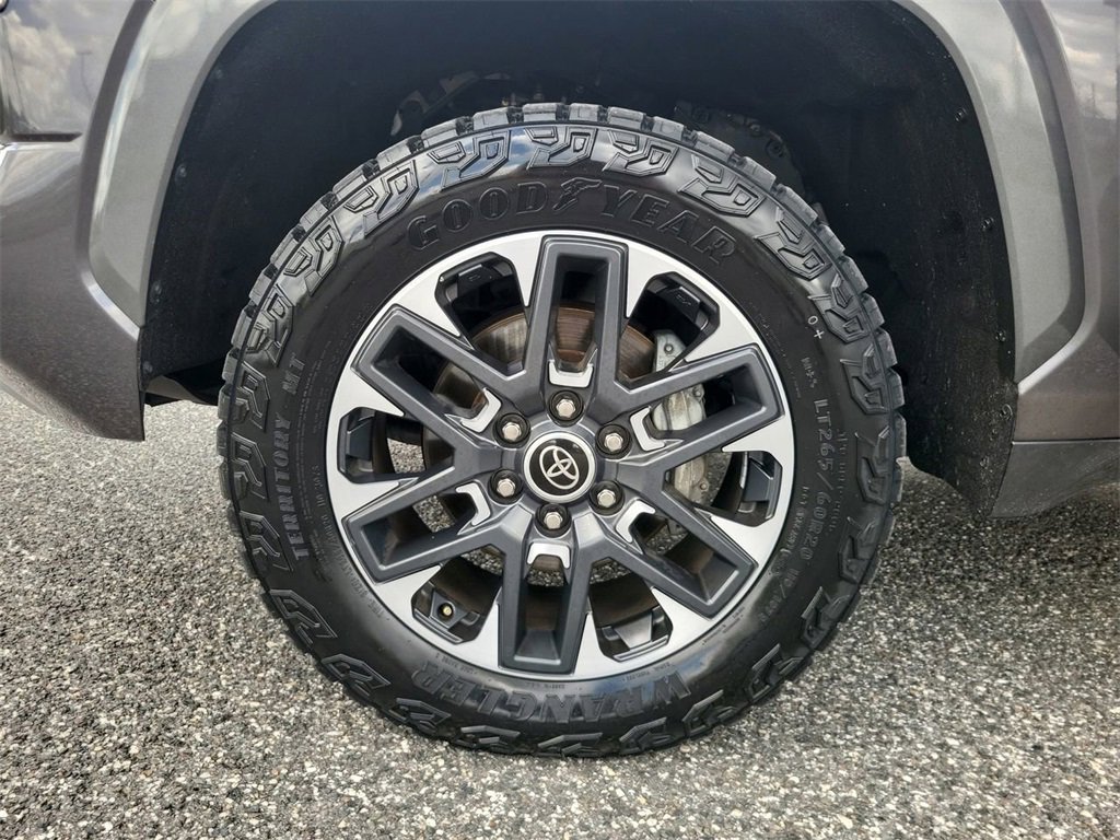 Used 2022 Toyota Tundra Limited image 34