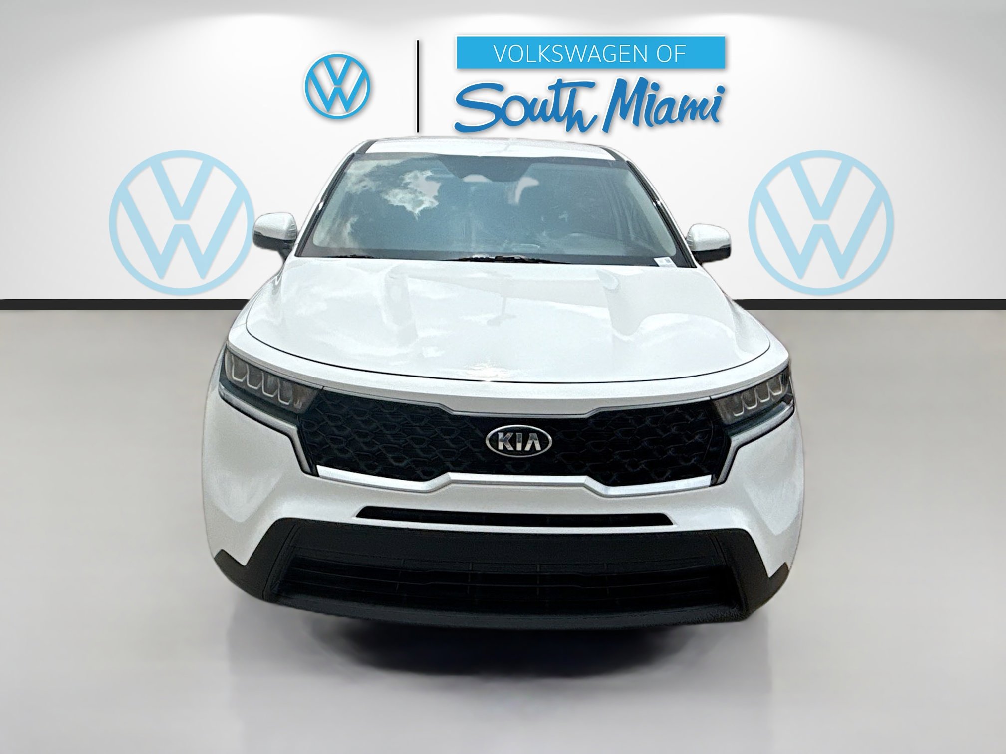 Used 2021 Kia Sorento LX FWD image 2