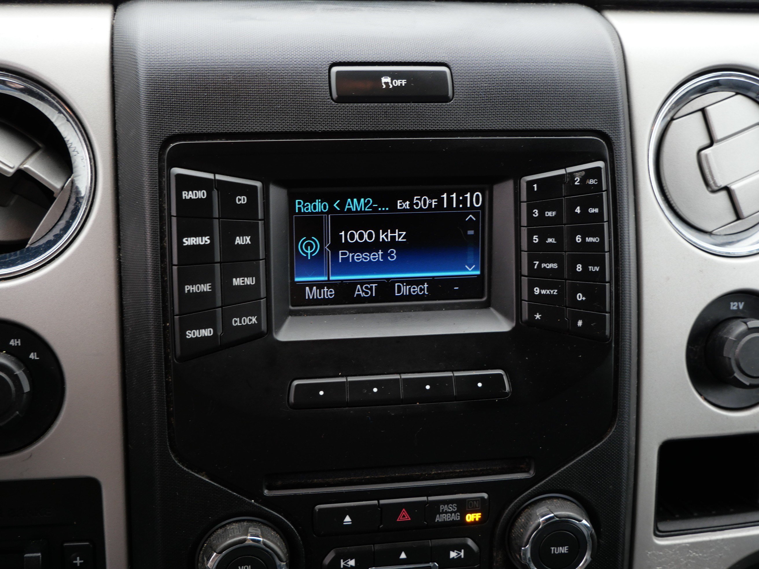 Used 2014 Ford F150 XLT w/ Equipment Group 302A Luxury AWD/4WD image 22