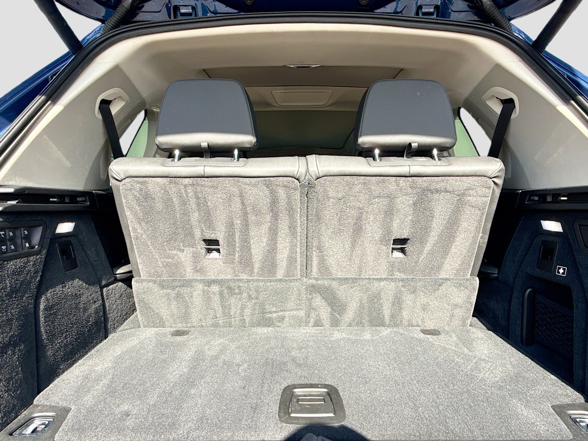 Used 2020 BMW X7 xDrive40i w/ Premium Package image 11