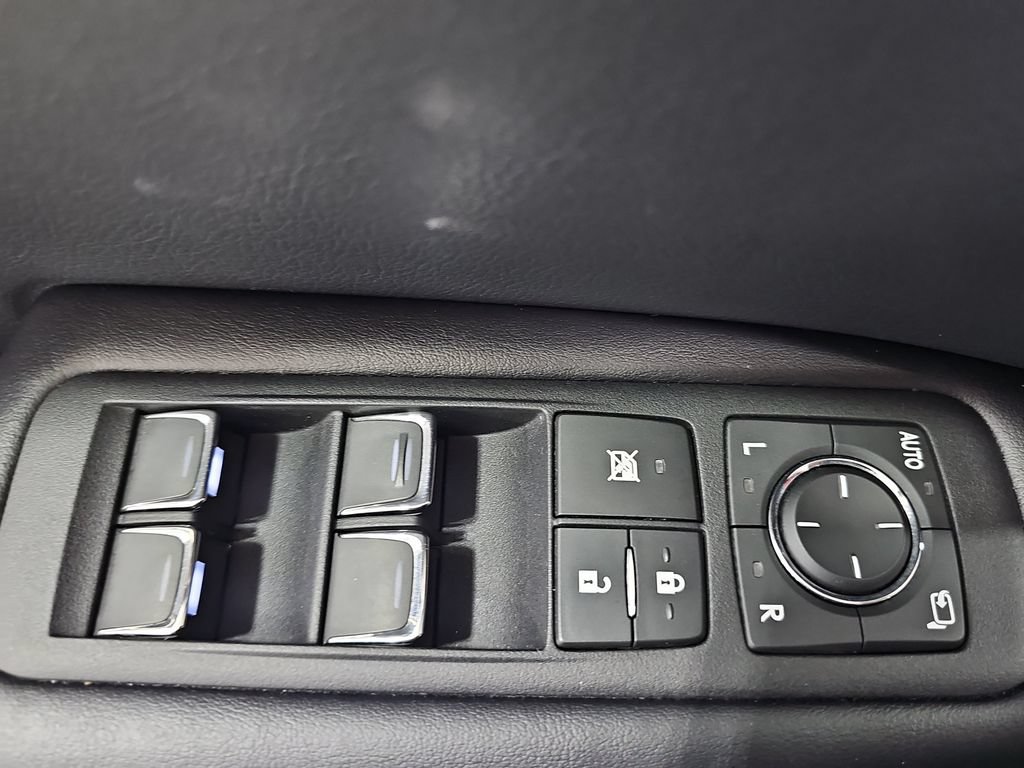 Used 2020 Lexus RX 450h AWD w/ Luxury Package image 27