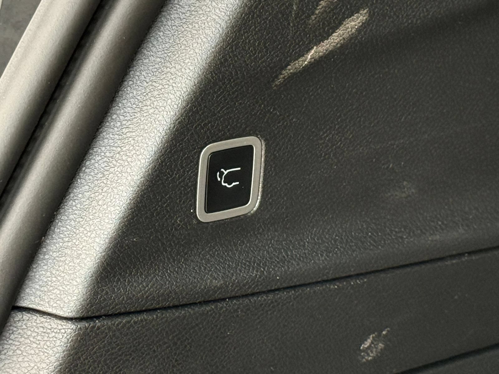 Used 2025 Chrysler Pacifica Select FWD image 22