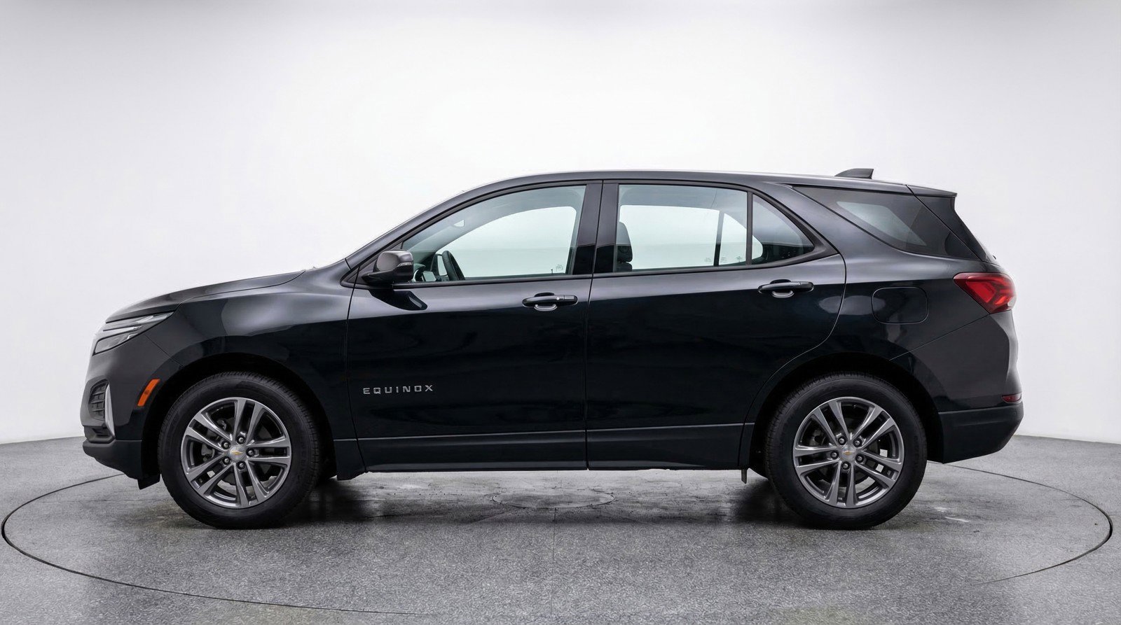 Used 2025 Chevrolet Equinox LT FWD image 5
