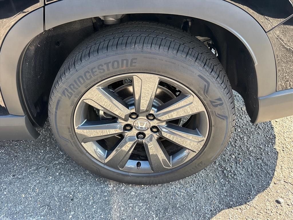 Used 2026 Honda Pilot Sport image 12