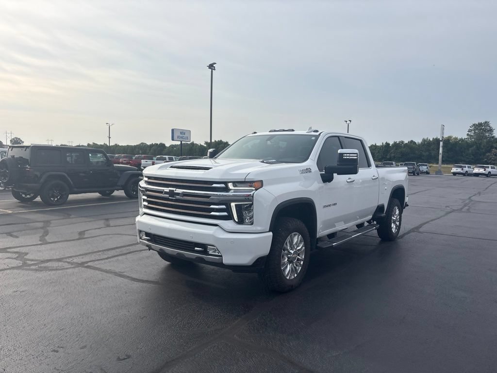 Used 2023 Chevrolet Silverado 3500 High Country AWD/4WD image 5