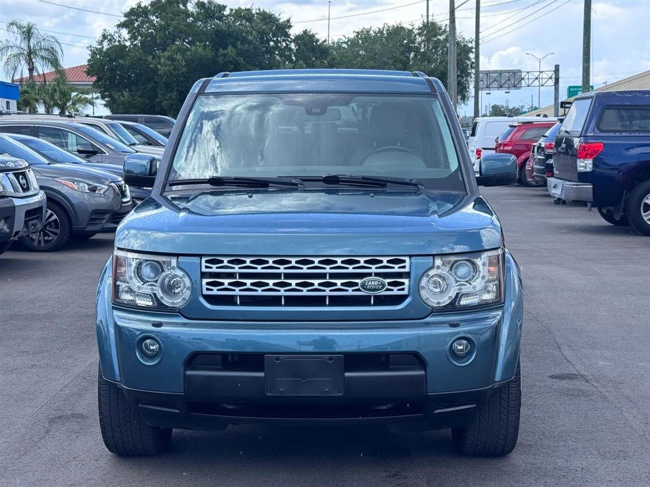 Used 2012 Land Rover LR4 AWD/4WD image 3