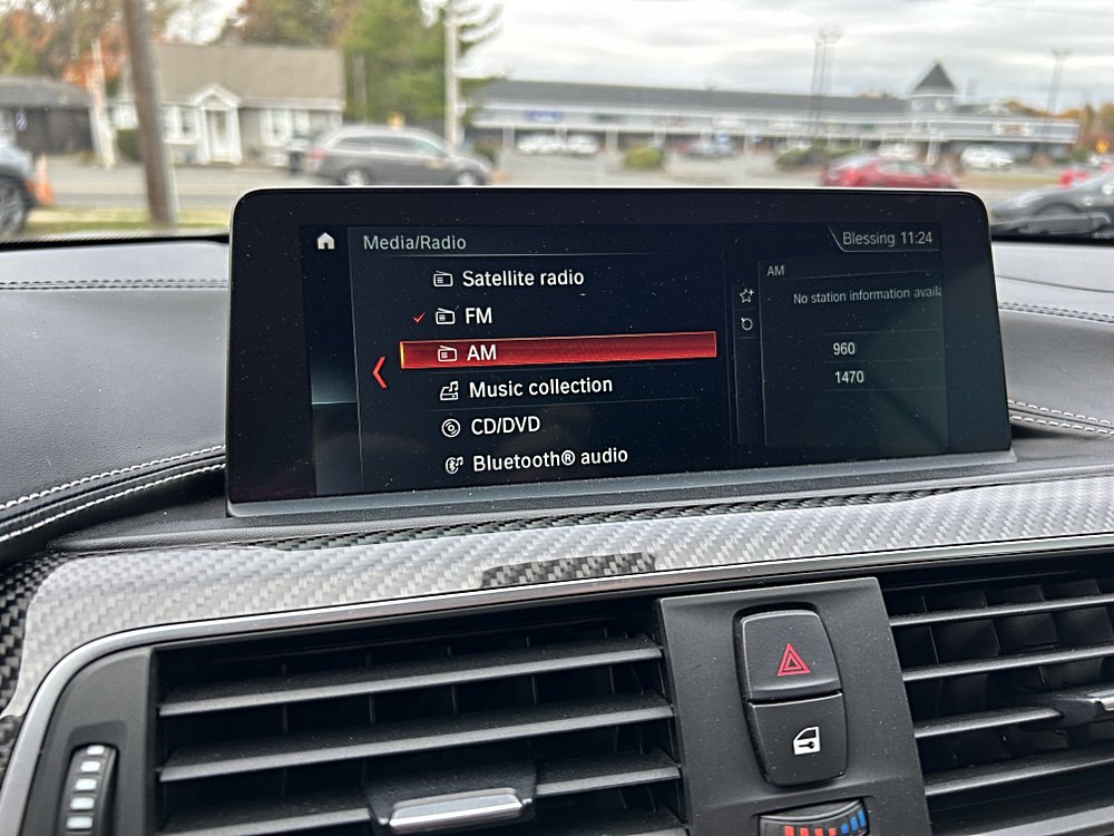 Used 2020 BMW M4 Convertible w/ Competition Package RWD image 27