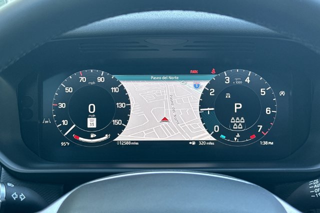 Certified 2025 Land Rover Discovery Dynamic SE AWD/4WD image 23