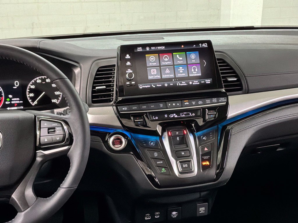 Certified 2026 Honda Odyssey Touring image 15