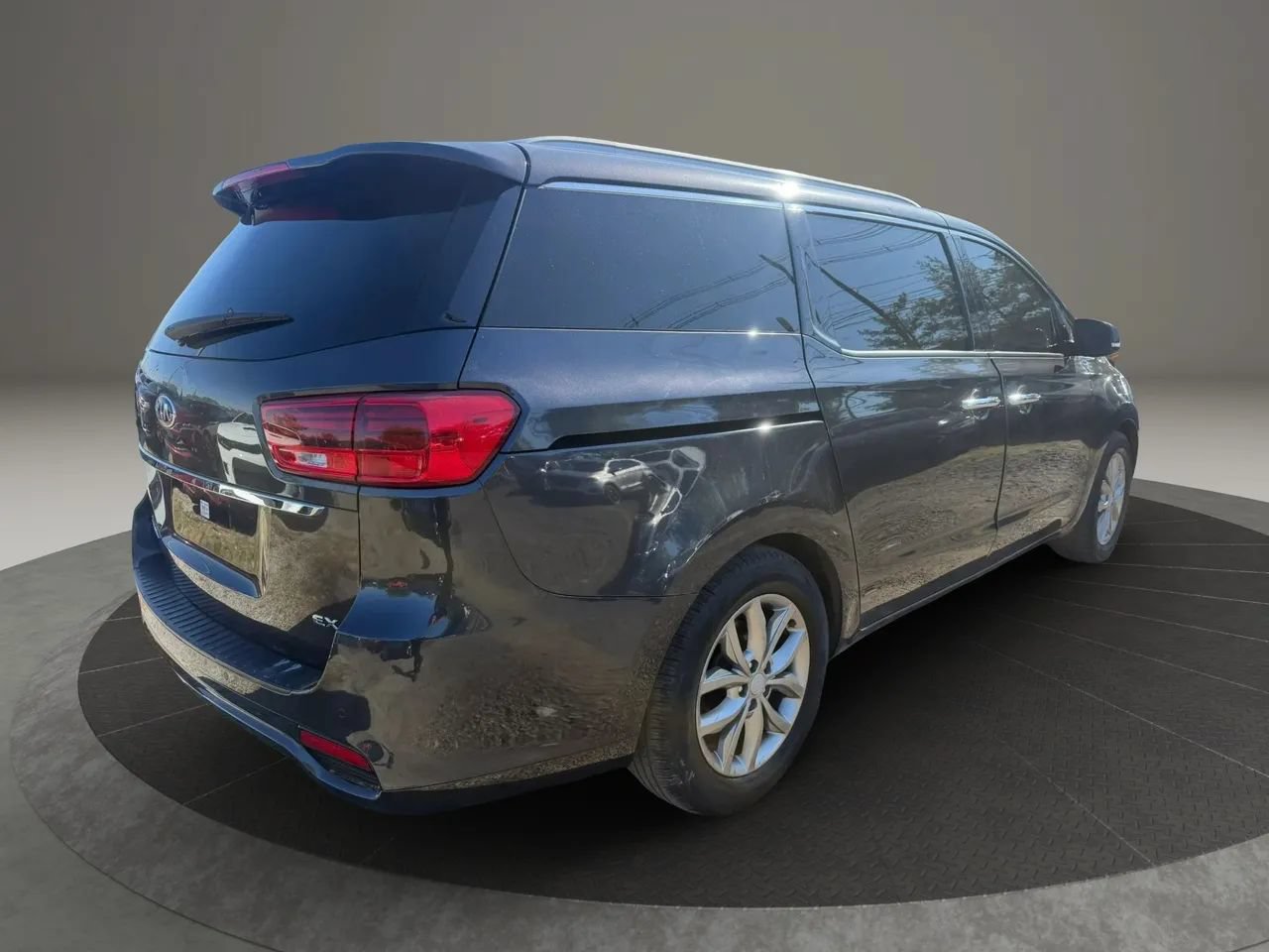 Used 2021 Kia Sedona EX w/ EX Premium Package FWD image 5