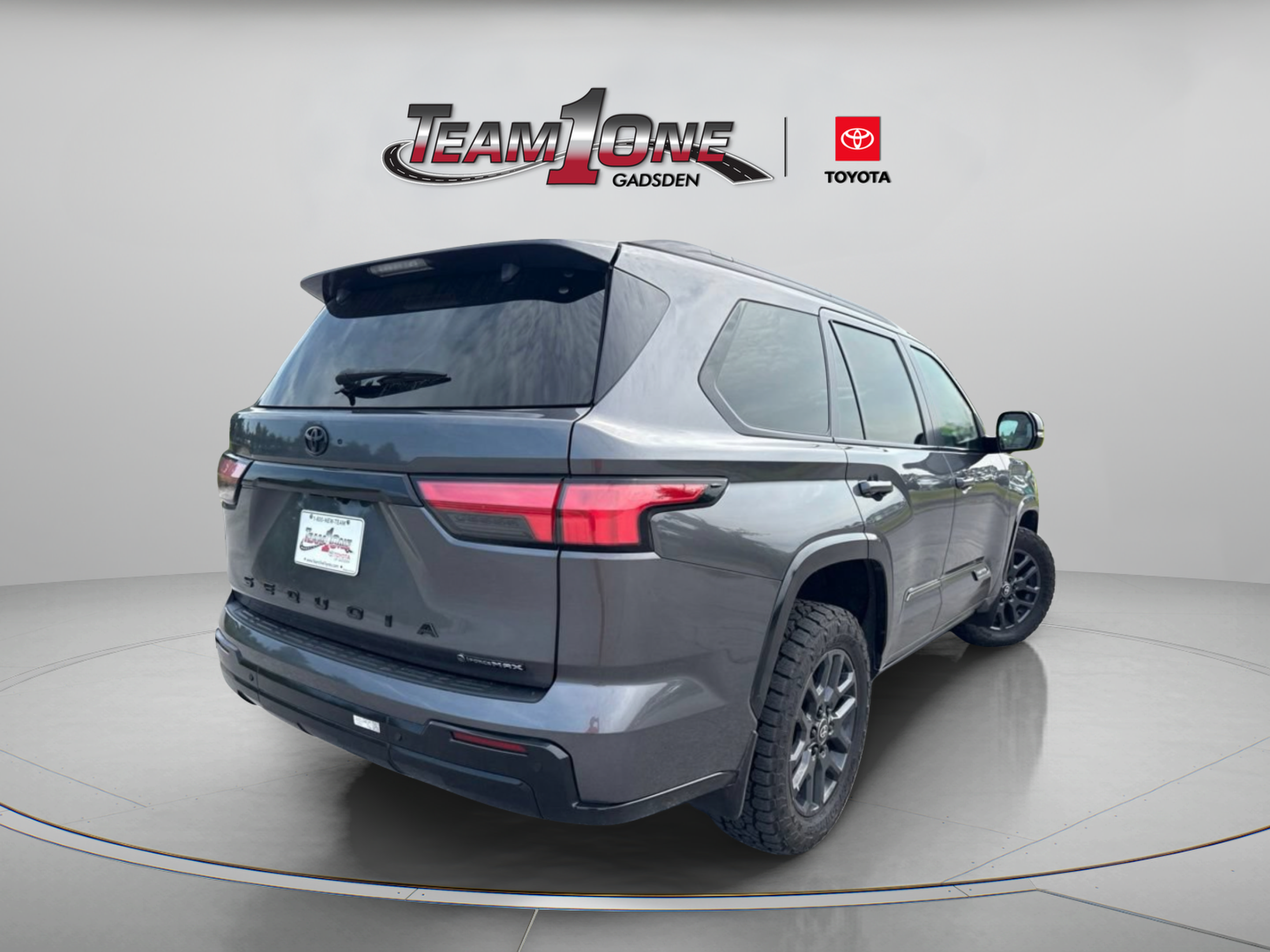 Certified 2025 Toyota Sequoia Platinum AWD/4WD image 7