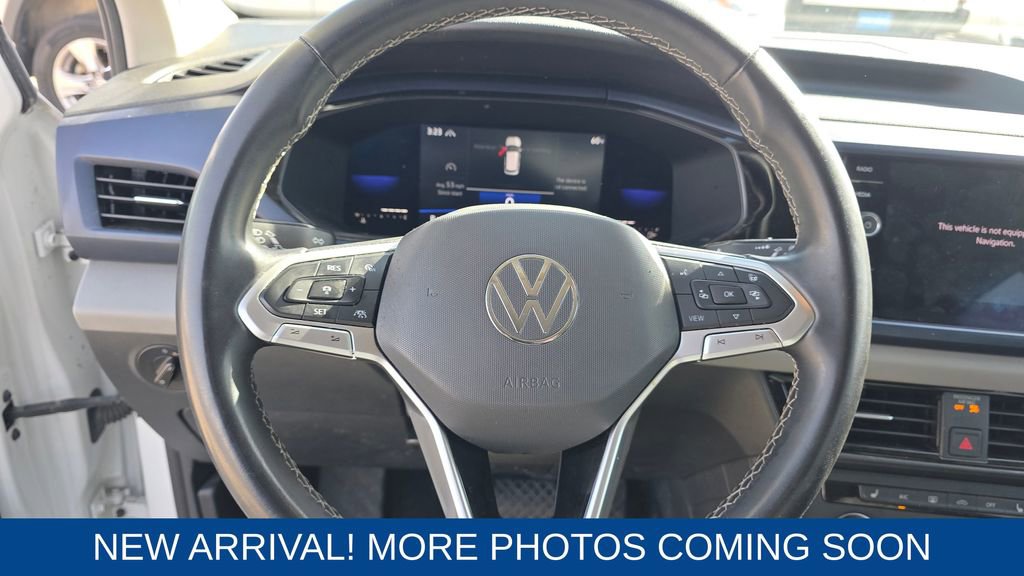 Used 2022 Volkswagen Taos SE image 14