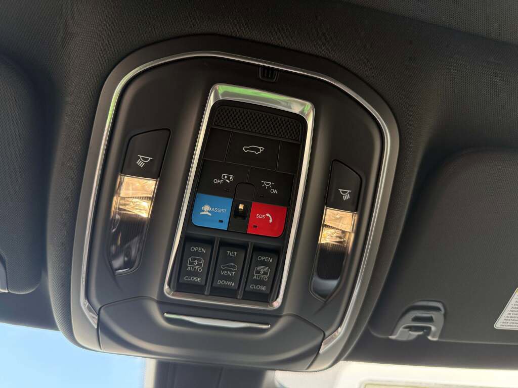 New 2026 Jeep Grand Wagoneer L Limited w/ Premium Group II image 37