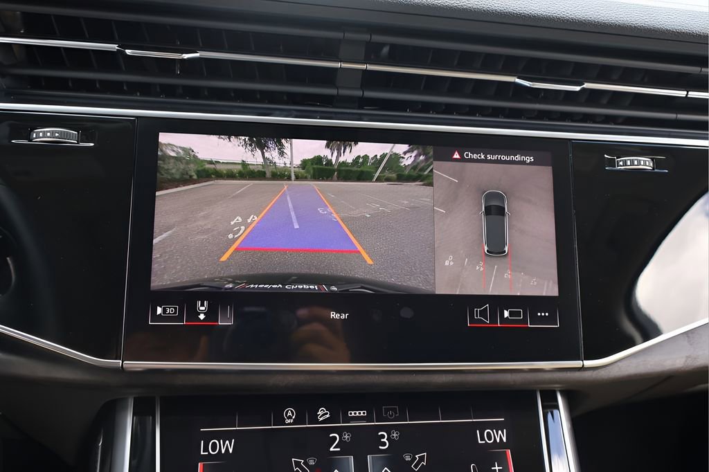 Used 2025 Audi Q7 3.0T Premium Plus AWD/4WD image 23