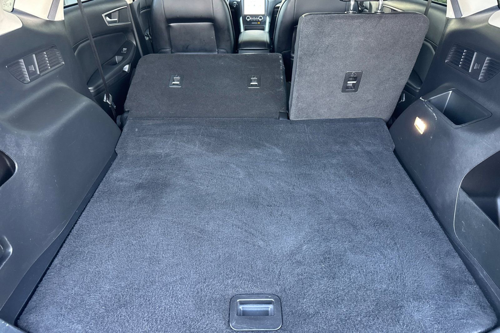 Certified 2024 Ford Edge SEL w/ Convenience Package image 16