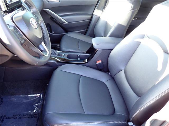 Used 2025 Toyota Corolla Cross XLE w/ Convenience Package AWD/4WD image 13