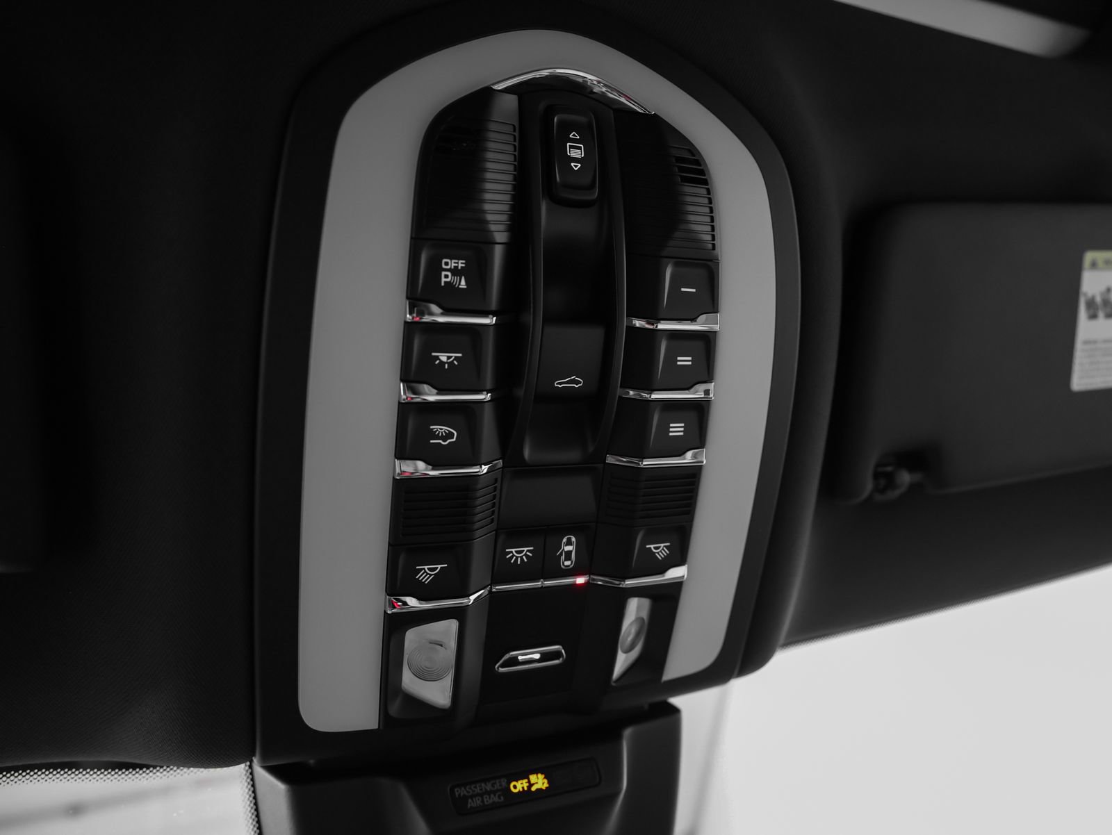 New 2026 Porsche Macan image 43