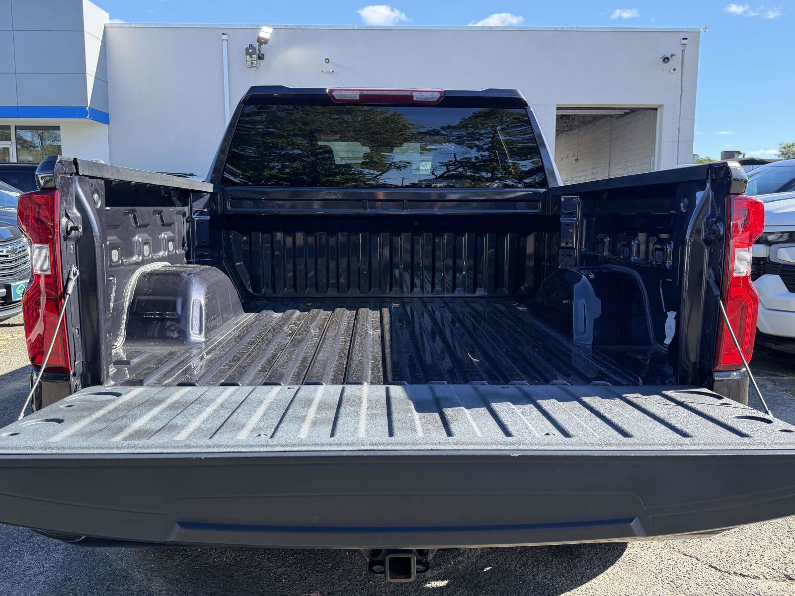 Used 2023 Chevrolet Silverado 1500 RST AWD/4WD image 7