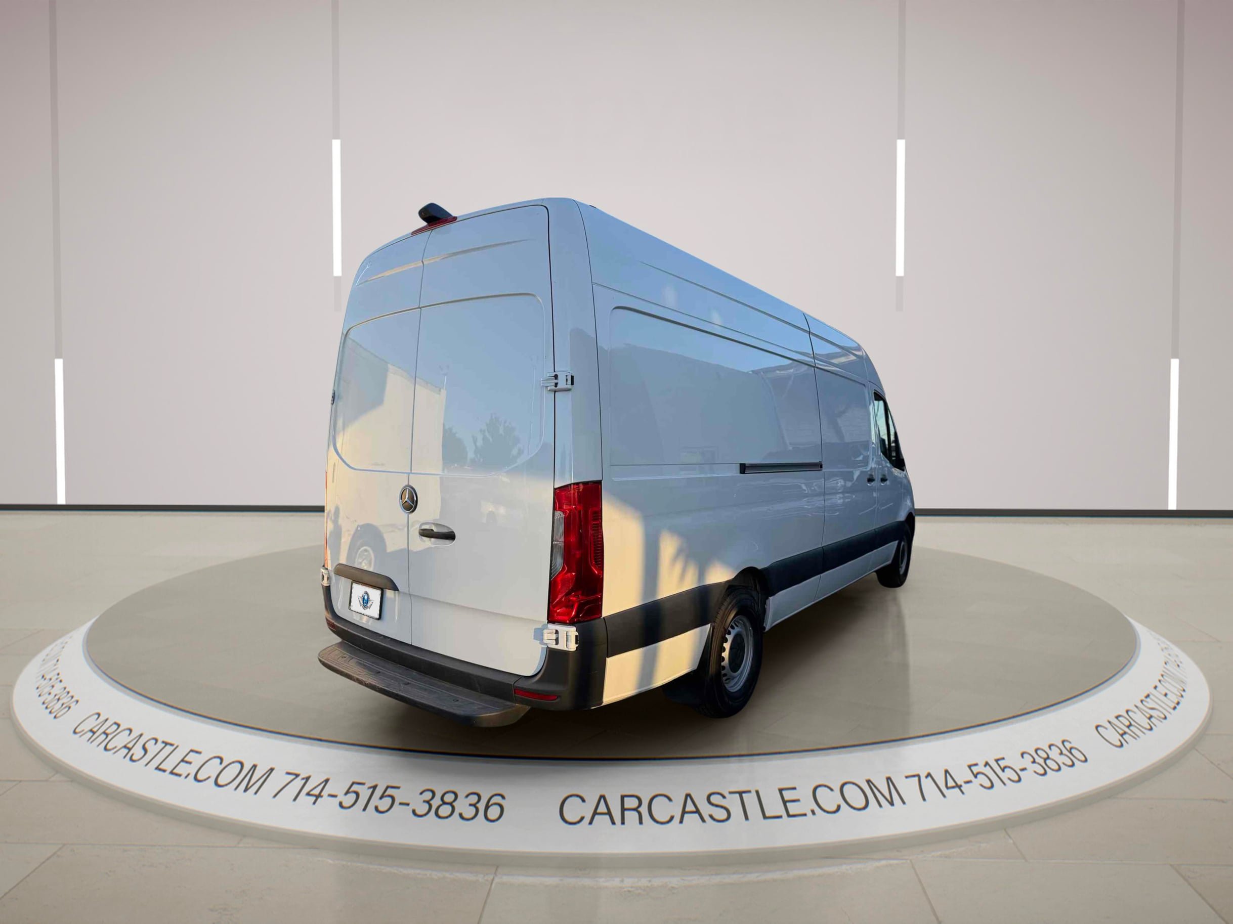 Used 2023 Mercedes-Benz Sprinter 2500 image 7