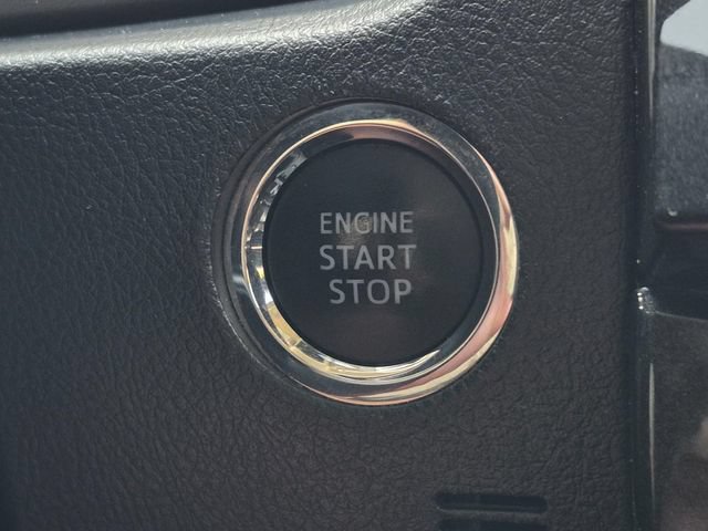 Used 2021 Toyota 4Runner TRD Off-Road AWD/4WD image 31