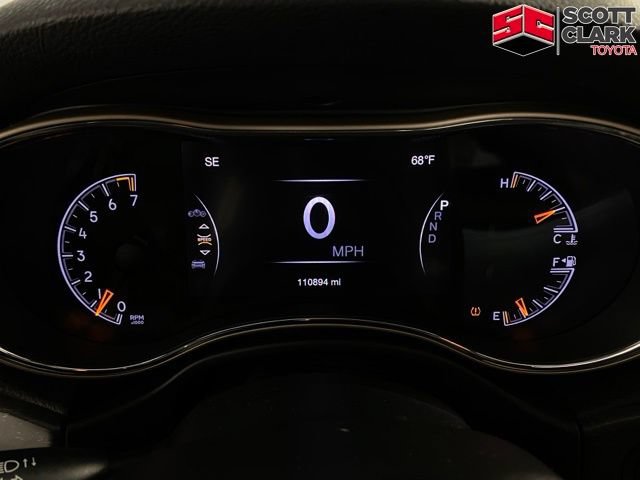 Used 2017 Jeep Grand Cherokee Limited w/ Luxury Group II AWD/4WD image 18
