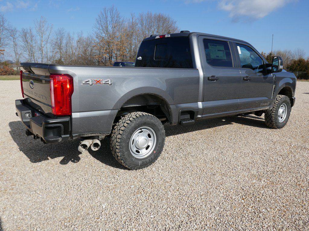 New 2026 Ford F250 XL w/ XL Off-Road Package image 4