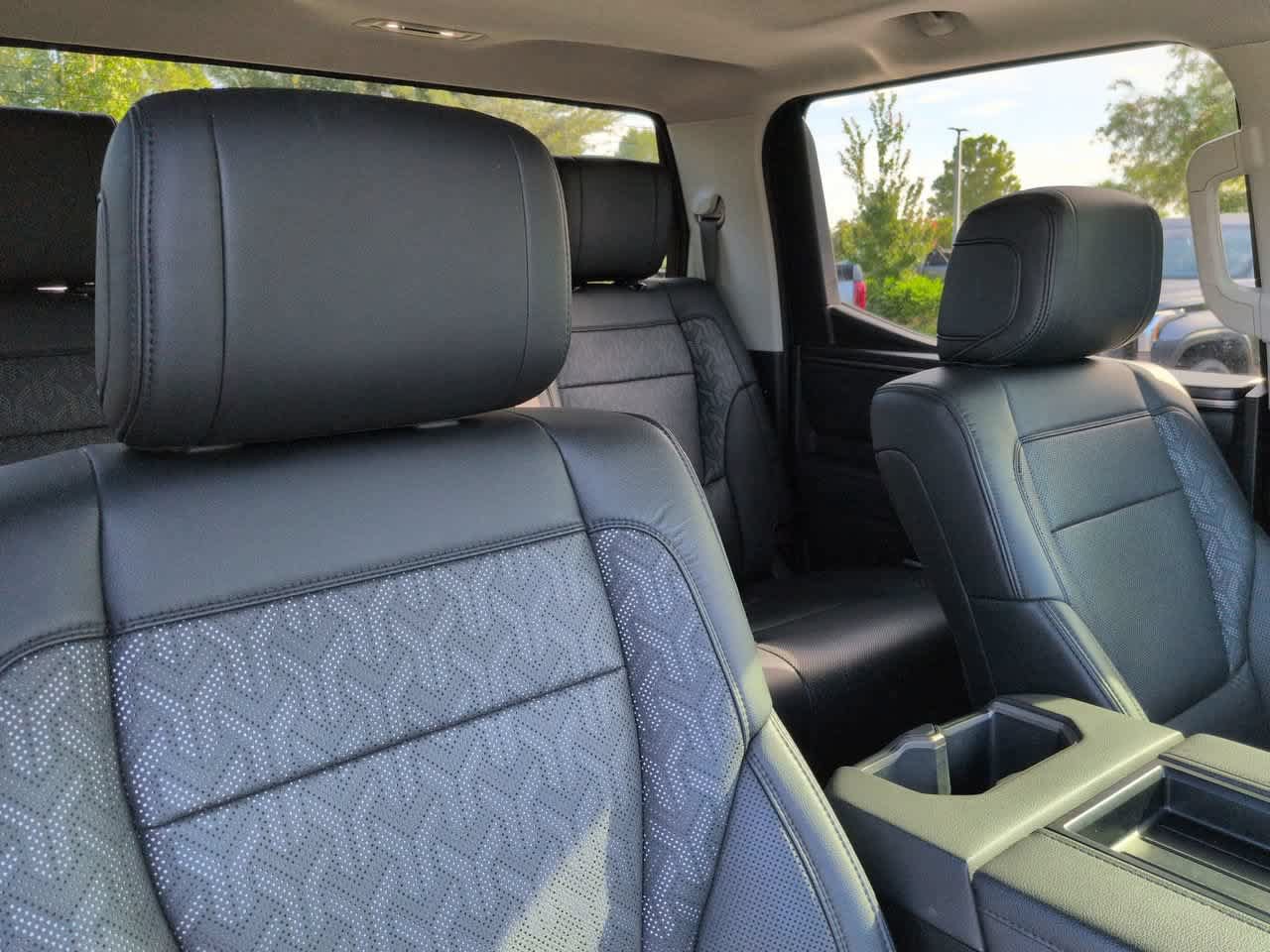 Used 2024 Toyota Tundra Limited AWD/4WD image 7