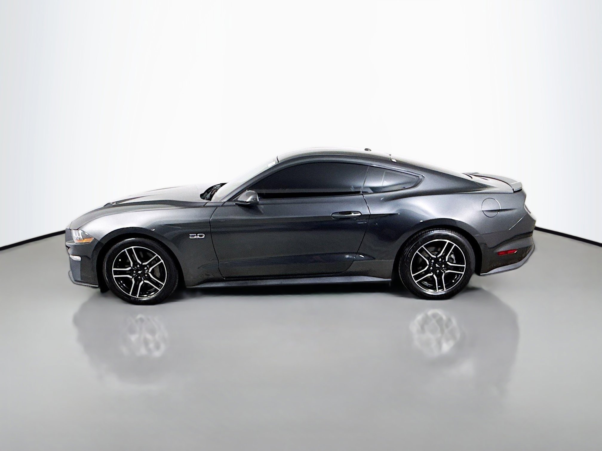 Used 2019 Ford Mustang GT w/ Equipment Group 301A RWD image 6