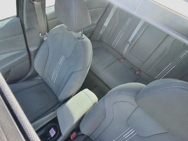 Certified 2025 Hyundai Elantra SEL FWD image 24