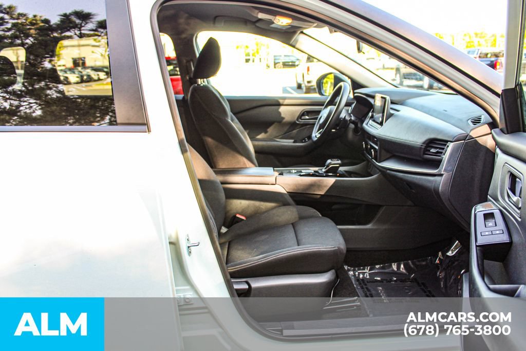 Used 2024 Nissan Rogue S FWD image 20