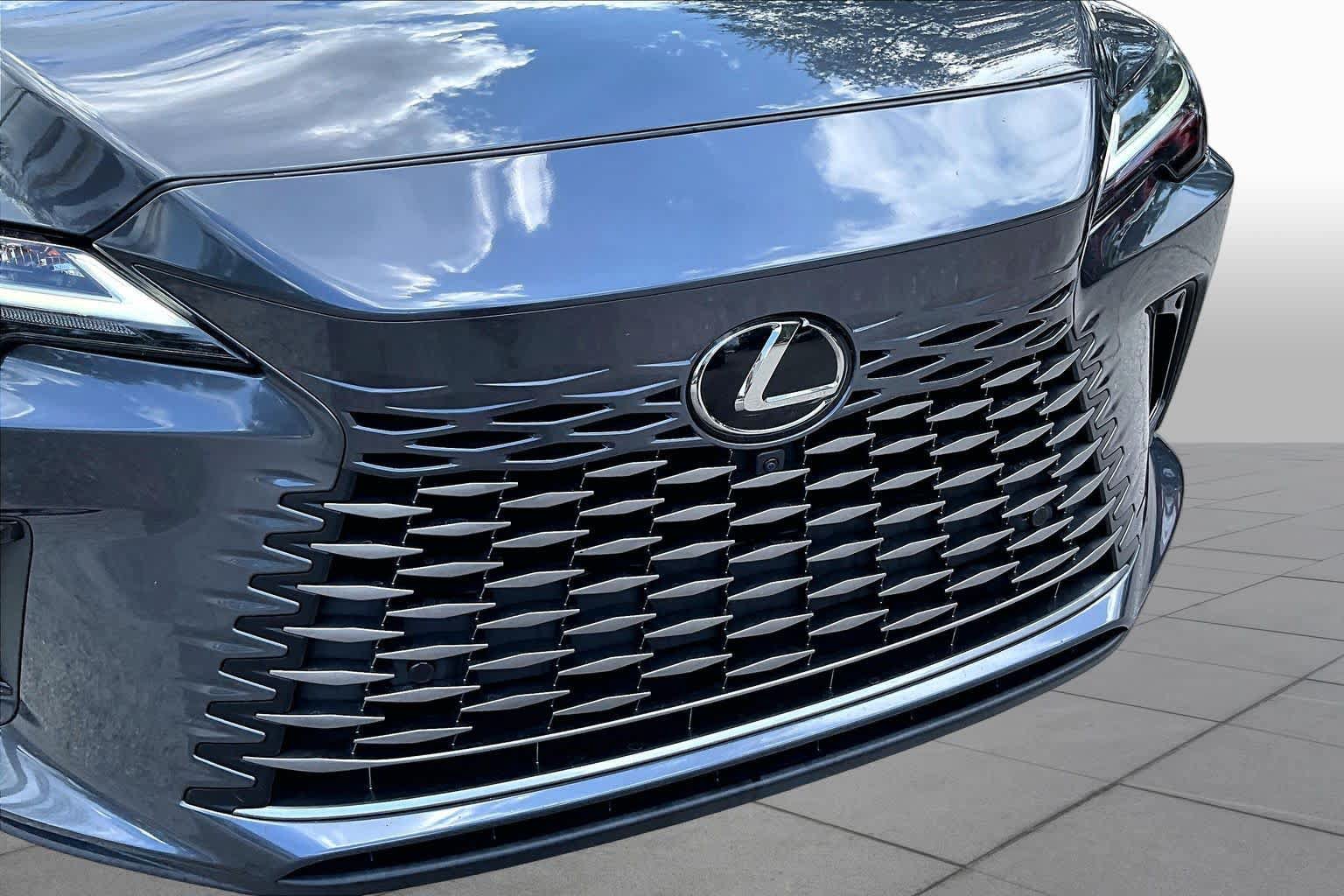 Used 2024 Lexus RX 350 Premium Plus w/ Convenience Package FWD image 30