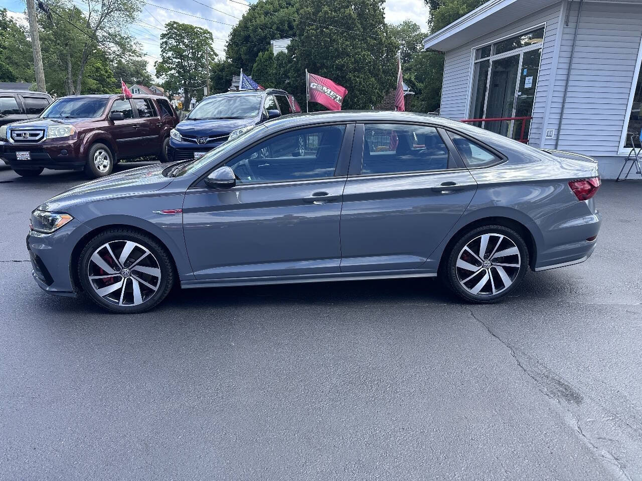 Used 2021 Volkswagen Jetta GLI FWD image 8