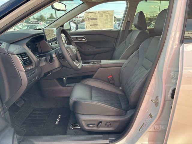 New 2026 Nissan Rogue Platinum w/ Platinum Premium Package image 9