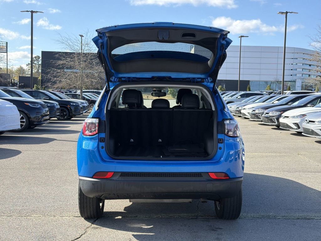 Used 2022 Jeep Compass Latitude image 14