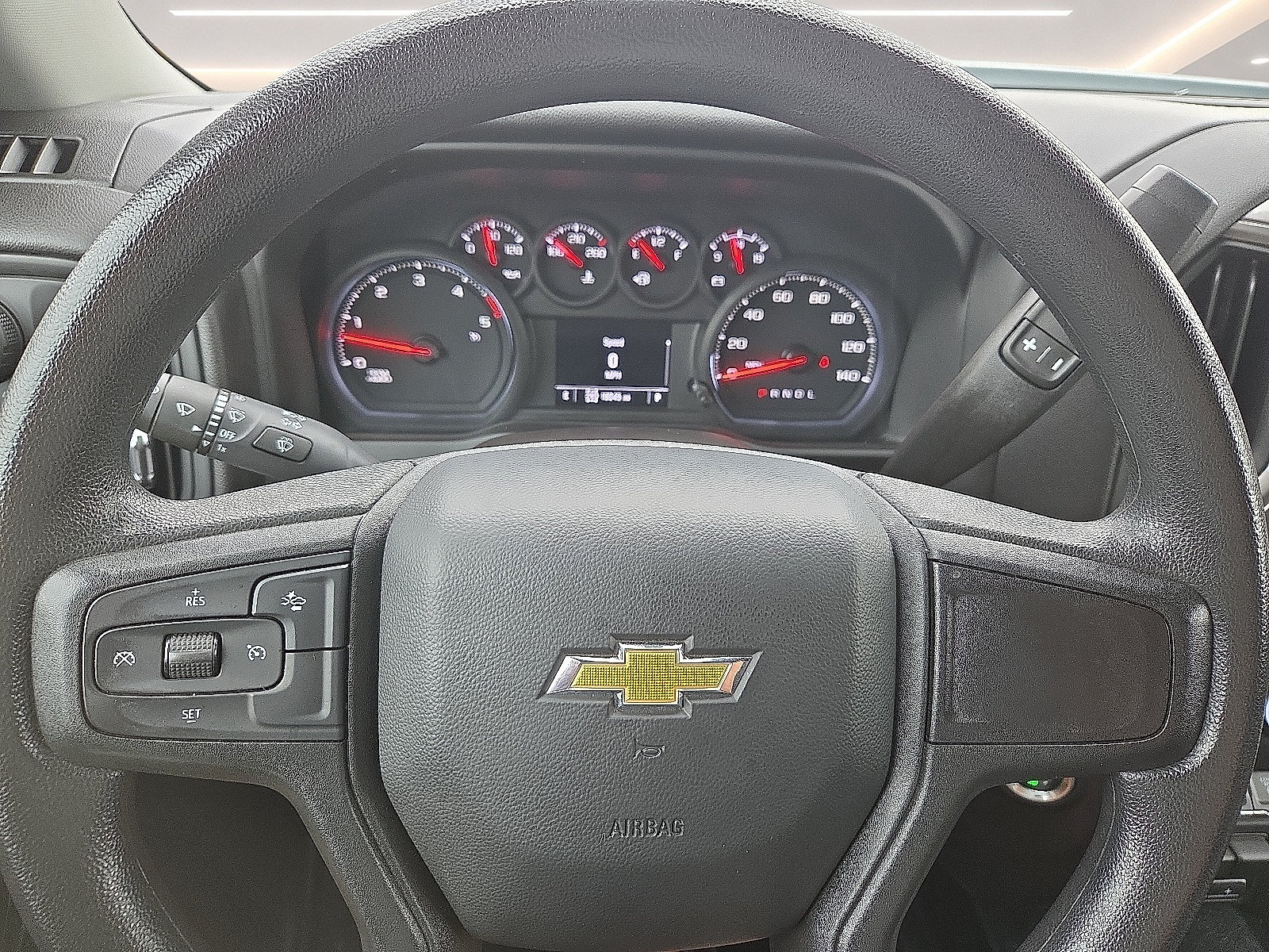 Used 2025 Chevrolet Silverado 2500 W/T AWD/4WD image 4