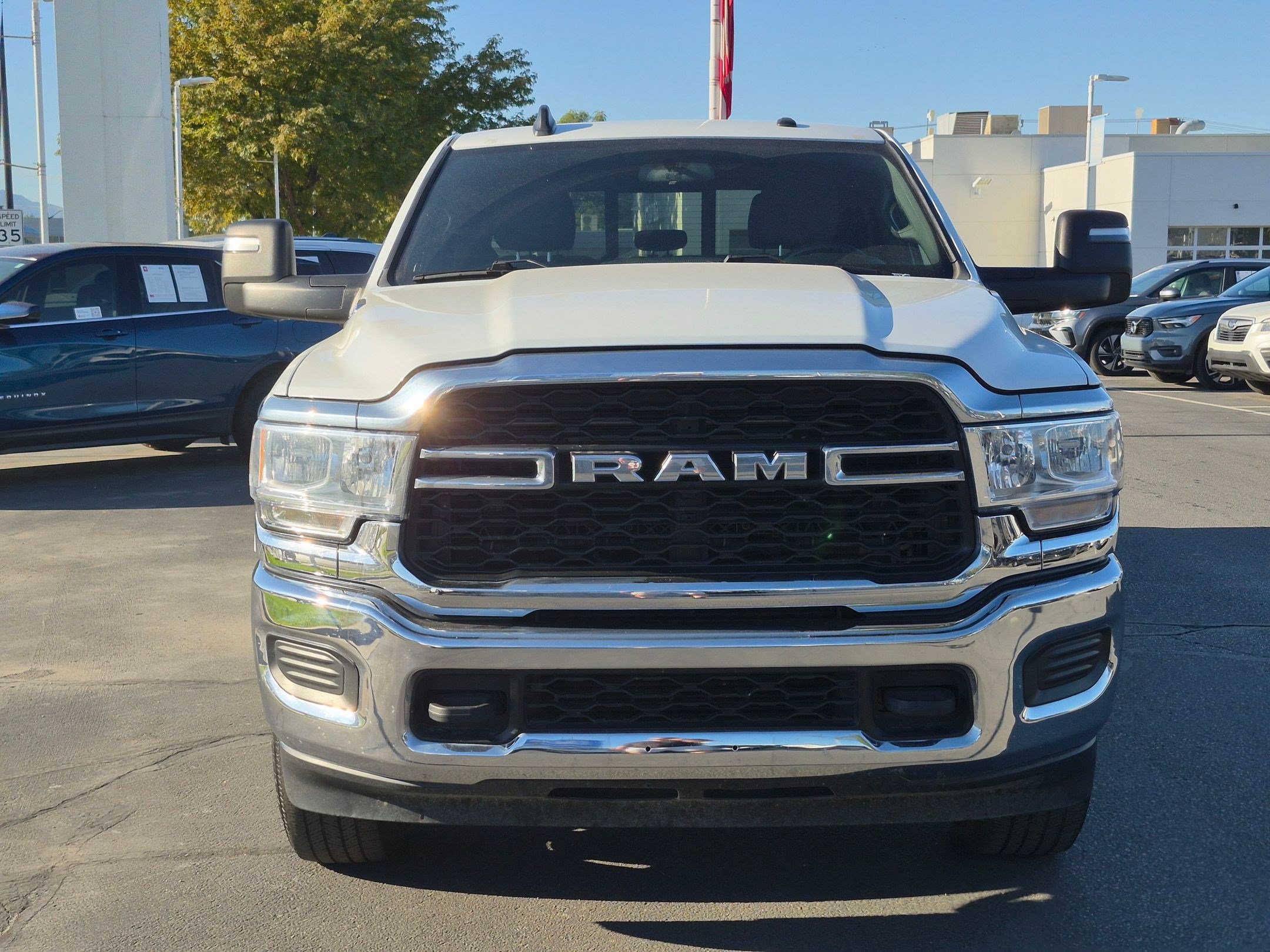 Used 2024 RAM 3500 Tradesman w/ Chrome Appearance Group AWD/4WD image 11