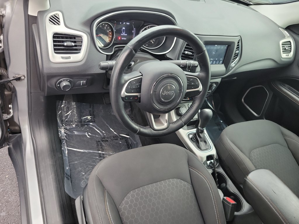 Used 2019 Jeep Compass Sport w/ Cold Weather Group AWD/4WD image 15