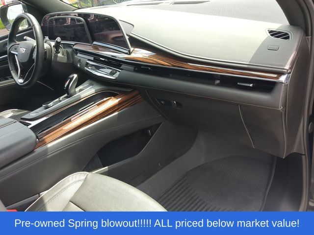 Used 2023 Cadillac Escalade Premium Luxury w/ Performance Package AWD/4WD image 51