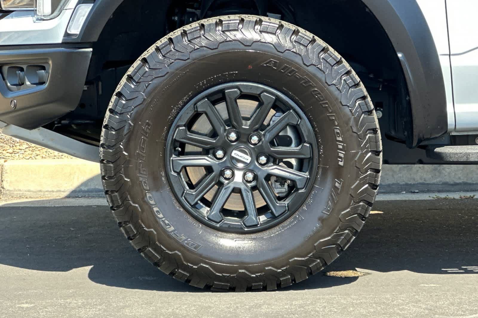 Certified 2025 Ford F150 Raptor AWD/4WD image 27